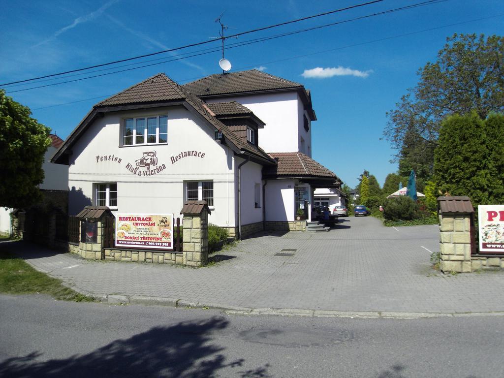 Penzion A Restaurace U Veterana Frenštát pod Radhoštěm Bagian luar foto